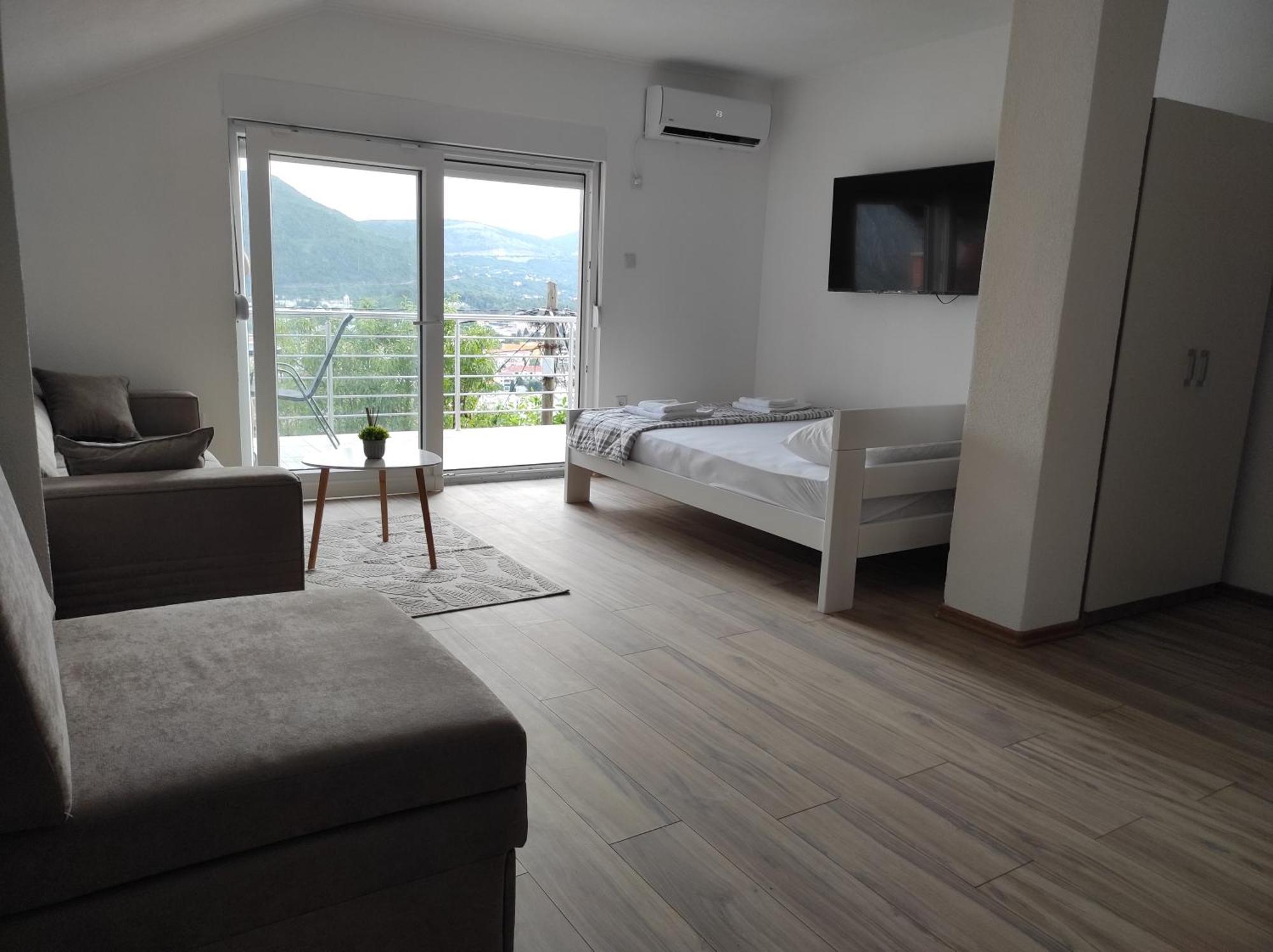 View Of The City - Studio Apartment Mostar Exterior foto